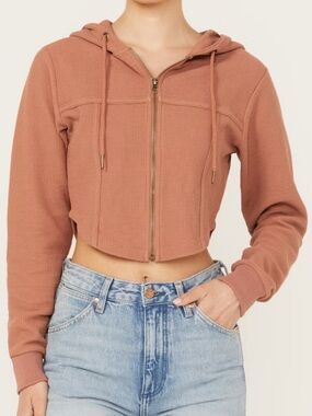 CLEO + WOLF WOMEN’S CORSET CROPPED WAFFLE KNIT HOODIE LIGHT BROWN LARGE